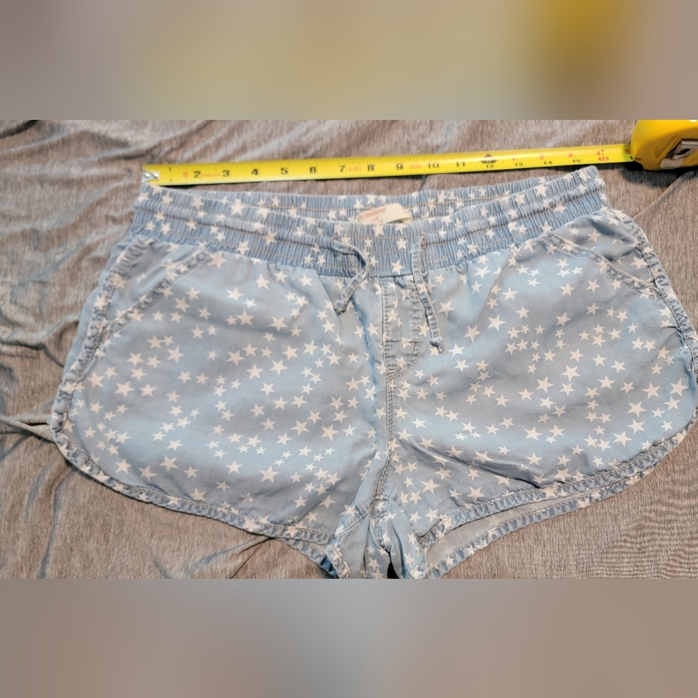 Junior's Light Blue Star Print Shorts